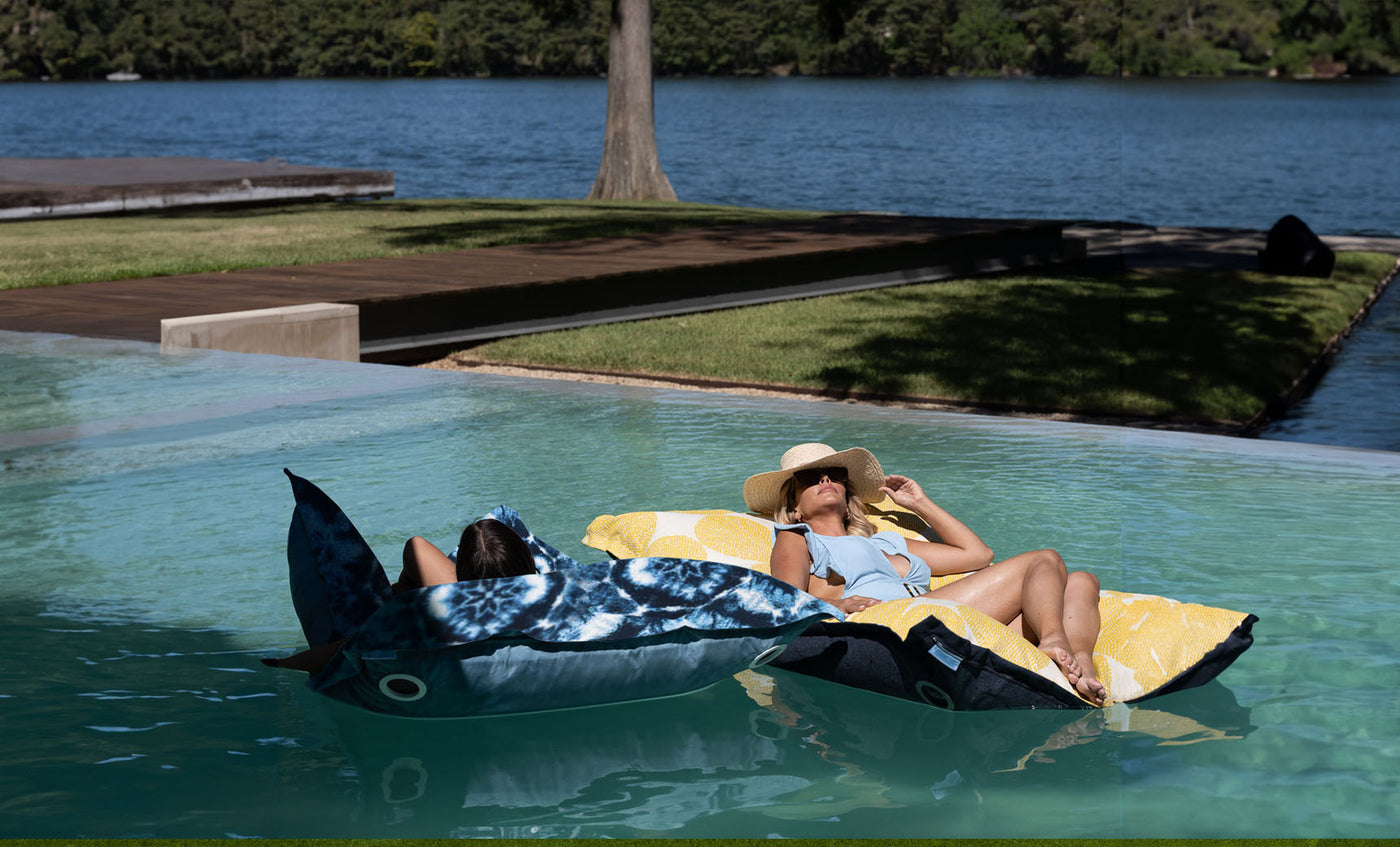 Ledge Luxe In Pool Seating and Laze Bundle - Lowback